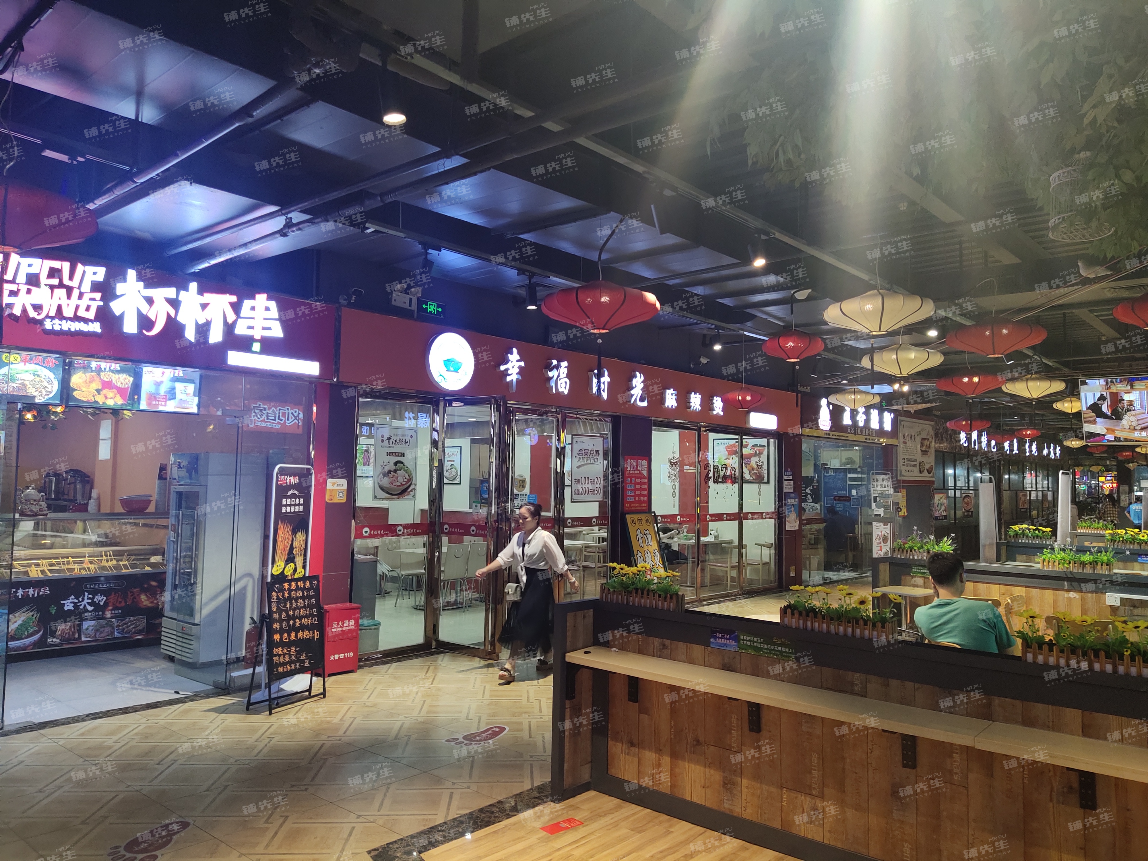 长安镇沙头南区美食街一楼旺铺杯杯串转让位置优越人流爆棚