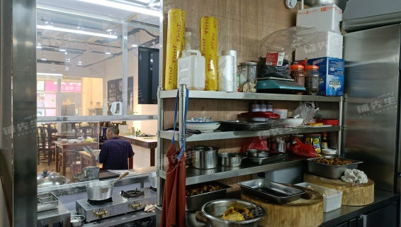 东莞市厚街镇80㎡餐馆店铺转让|厚街镇交通繁华地段(杰仔快餐店)门头